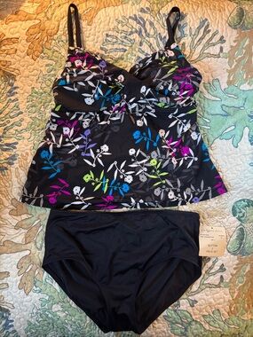NWT Black Floral Tankini